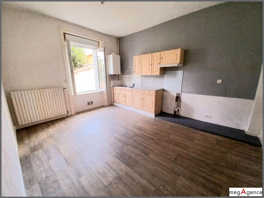 Vente Appartement Appartement T3 dans bâtiment de caractère Fougeres