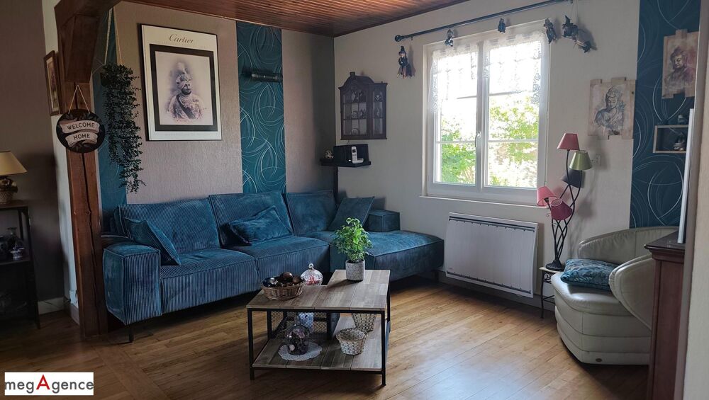 Maison 130 m², 3 chambres, bureau + sous sol, puits sur 3812 m² clos.