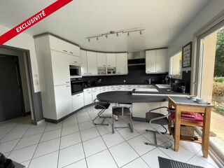  Maison � vendre 8 pi�ces 263 m�