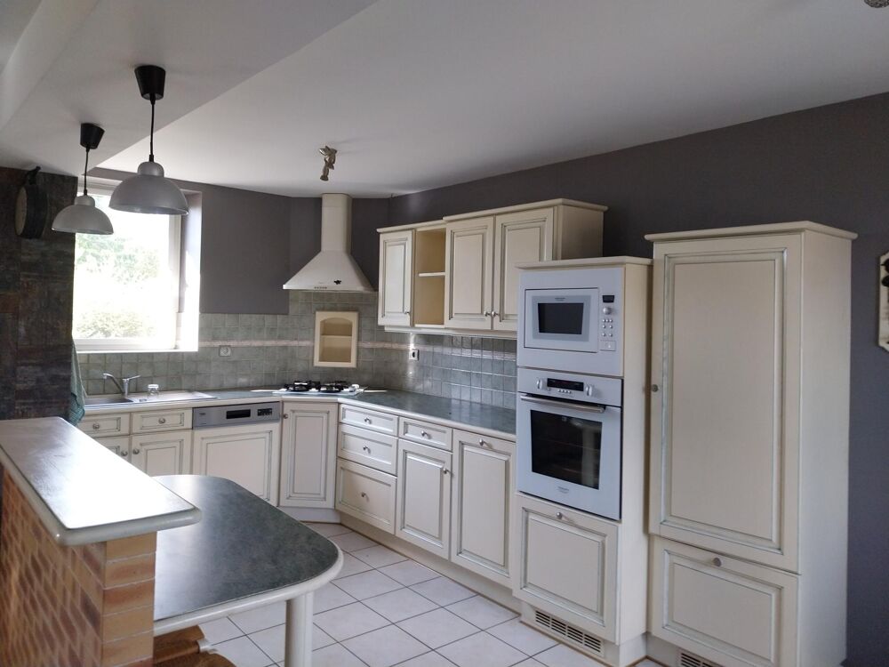 Vente Maison Maison en pierre sur un magnifique terrain arboré avec son plan d'eau Jublains