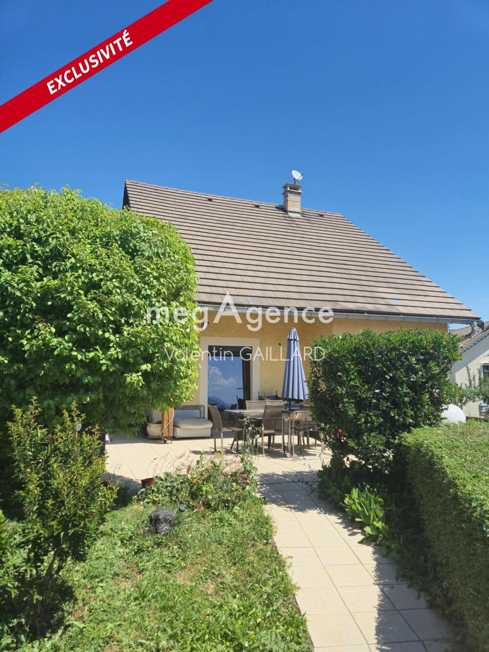 Maison familiale 4 chambres de 135 m2 à La Mure - garage - 570 m2 de terrain - vue dégagée - DPE C