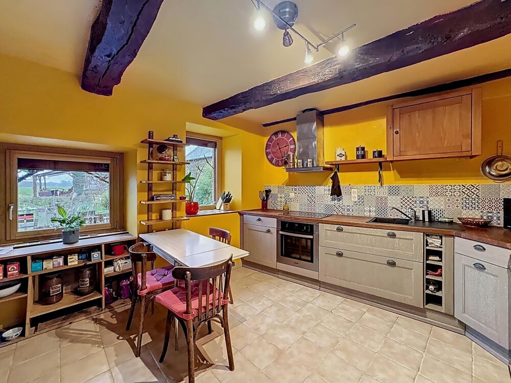 Maison de caractère en pierre rénovée, 7 pièces, 172 m2