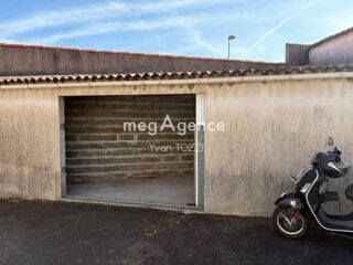  Parking / Garage à vendre 18 m²