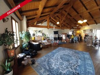  Maison à vendre 11 pièces 275 m²