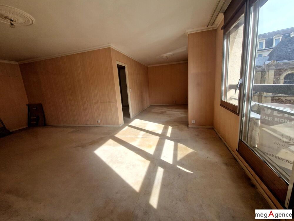 Vente Appartement Face à l'église Saint-Germain : Un havre de paix au cœur du Rennes historique Rennes