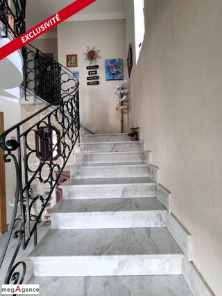  Maison � vendre 7 pi�ces 220 m�