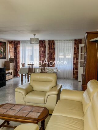  Maison  vendre 5 pices 161 m