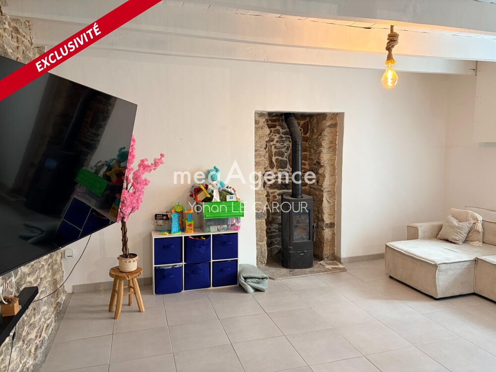 Vente Maison Maison de caractère de 130 m², 3 chambres et + de 60 m² de pièce de vie : du cachet, du potentiel et un prix attractif Plumelin