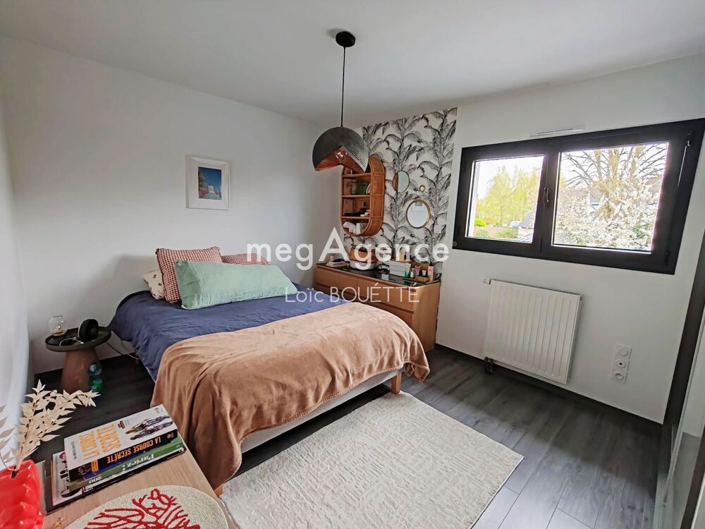 Vente Maison CHATEAUGIRON, SPACIEUSE MAISON CONTEMPORAINE Chateaugiron
