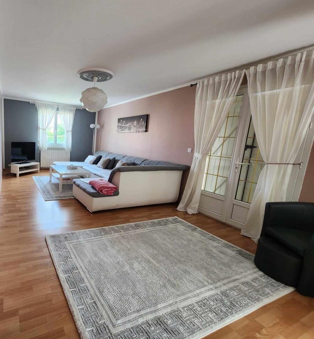 Vente Maison Maison Familiale Courtois-sur-yonne