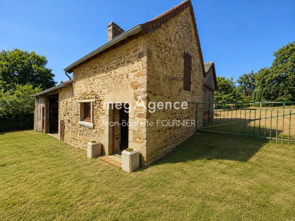 Vente Maison Maison de Maître avec dépendances – Terrain de plus de 4 400 m² La ferriere-bochard