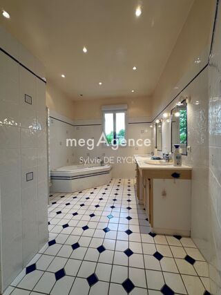  Maison � vendre 7 pi�ces 199 m�