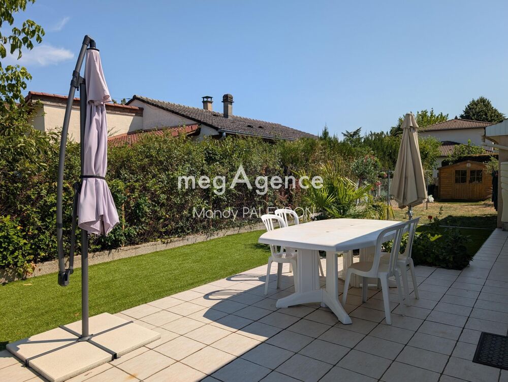 Vente Maison Plain-pied 110 m² – 5 pièces – bel extérieur Saint-romain-de-jalionas