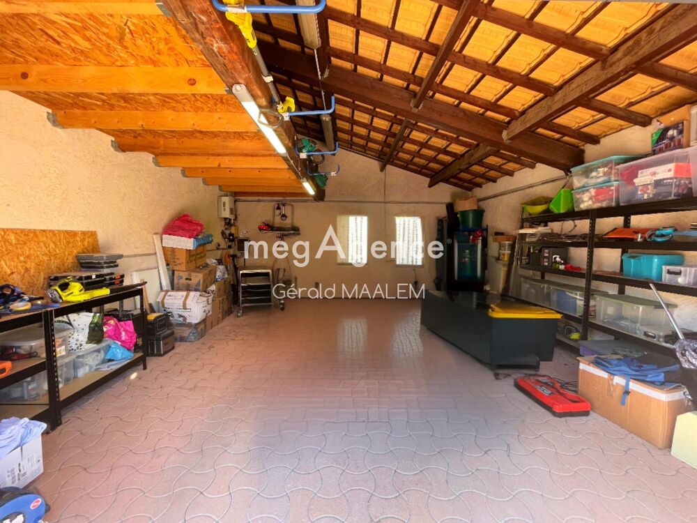 à vendre  Maison Roquebrune-sur-Argens (83520)