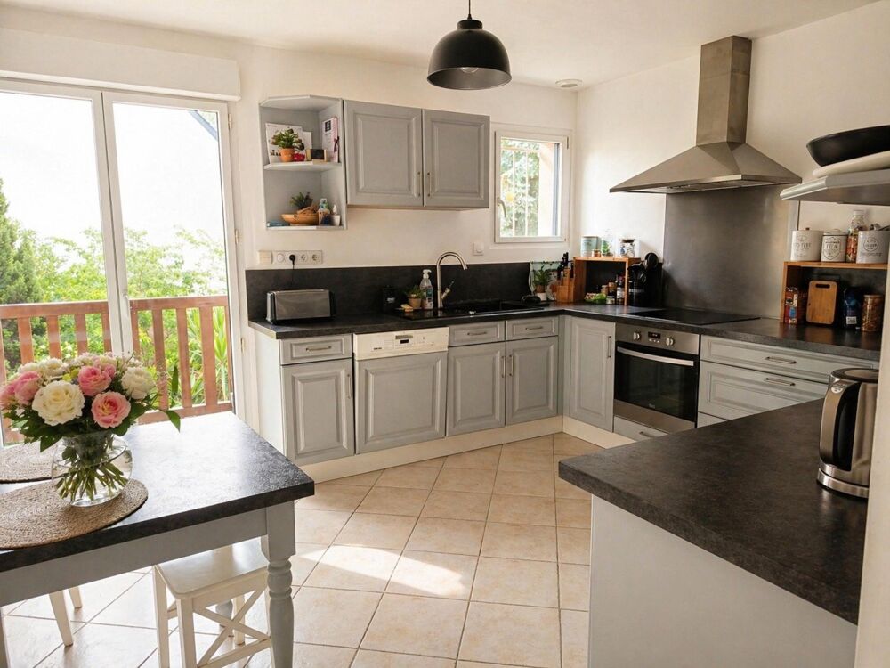 Vente Maison PROCÉ MAISON 5 CHAMBRES + 2 BUREAUX + 3 STATIONNEMENTS Nantes