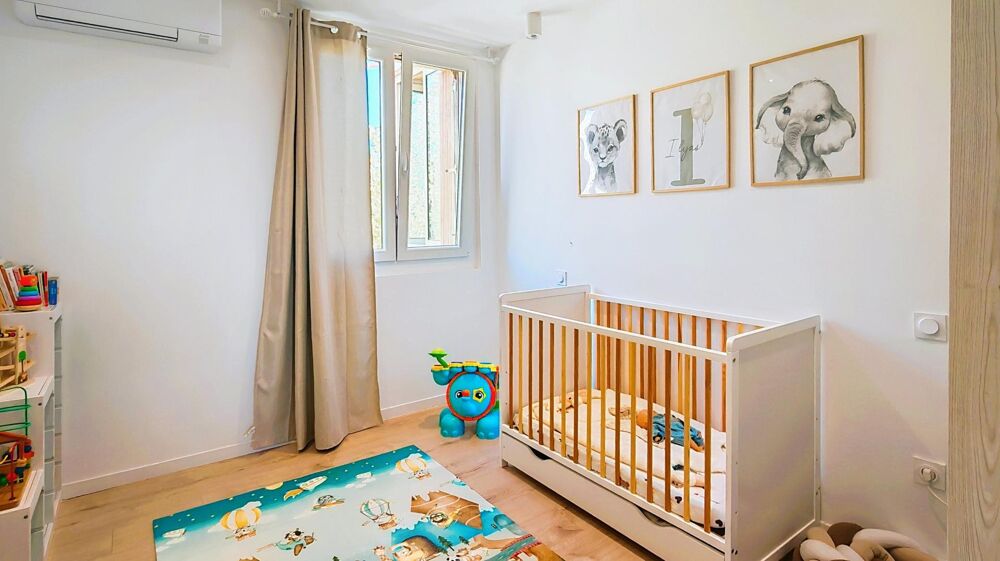 Vente Appartement Saint-Raphaël (83700) – T3 rénové avec goût avec terrasse sans vis-à-vis + cave Saint-raphael