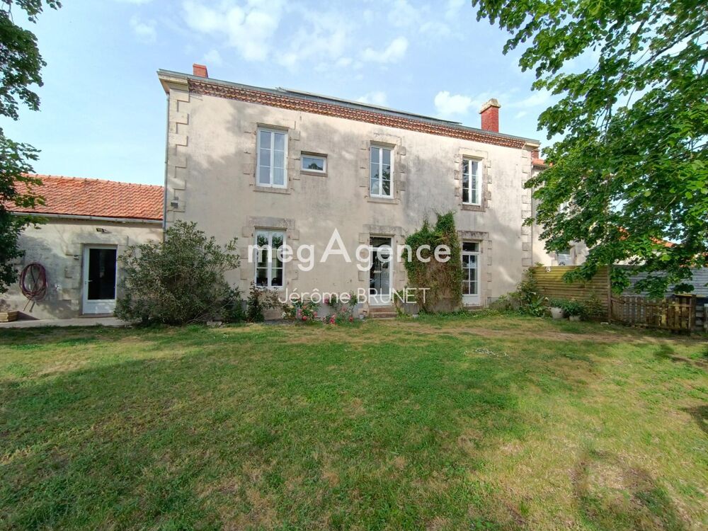 Vente Maison Ensemble immobilier(maison principale et attenante) Nalliers