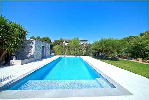   Magnifique Villa intimiste avec piscine chauffe. Maison - 7 pice(s) - 250 m
