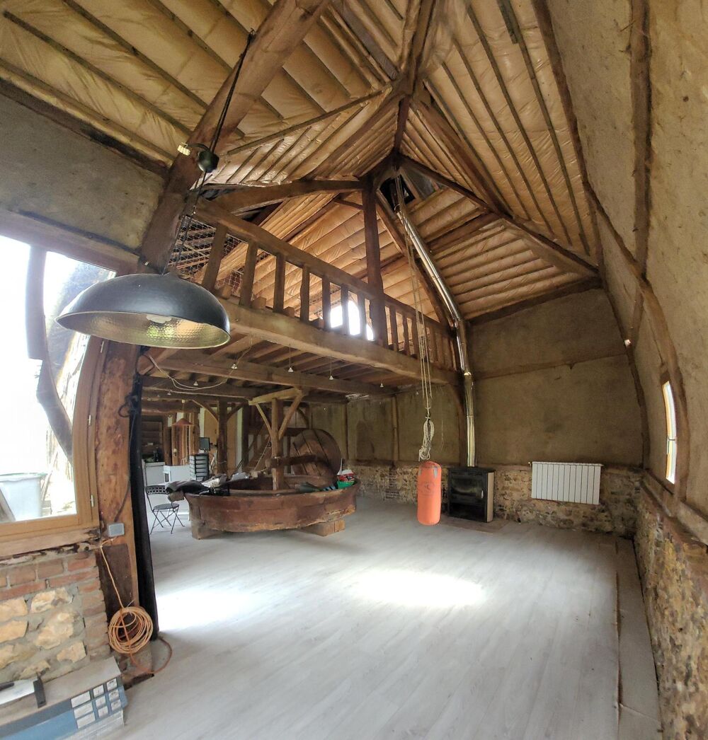 A Berville sur mer, 11212 m² au tout à l'égout, Pressoir et maison d'ami 136 m²