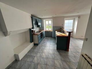  Appartement à louer 3 pièces 77 m²