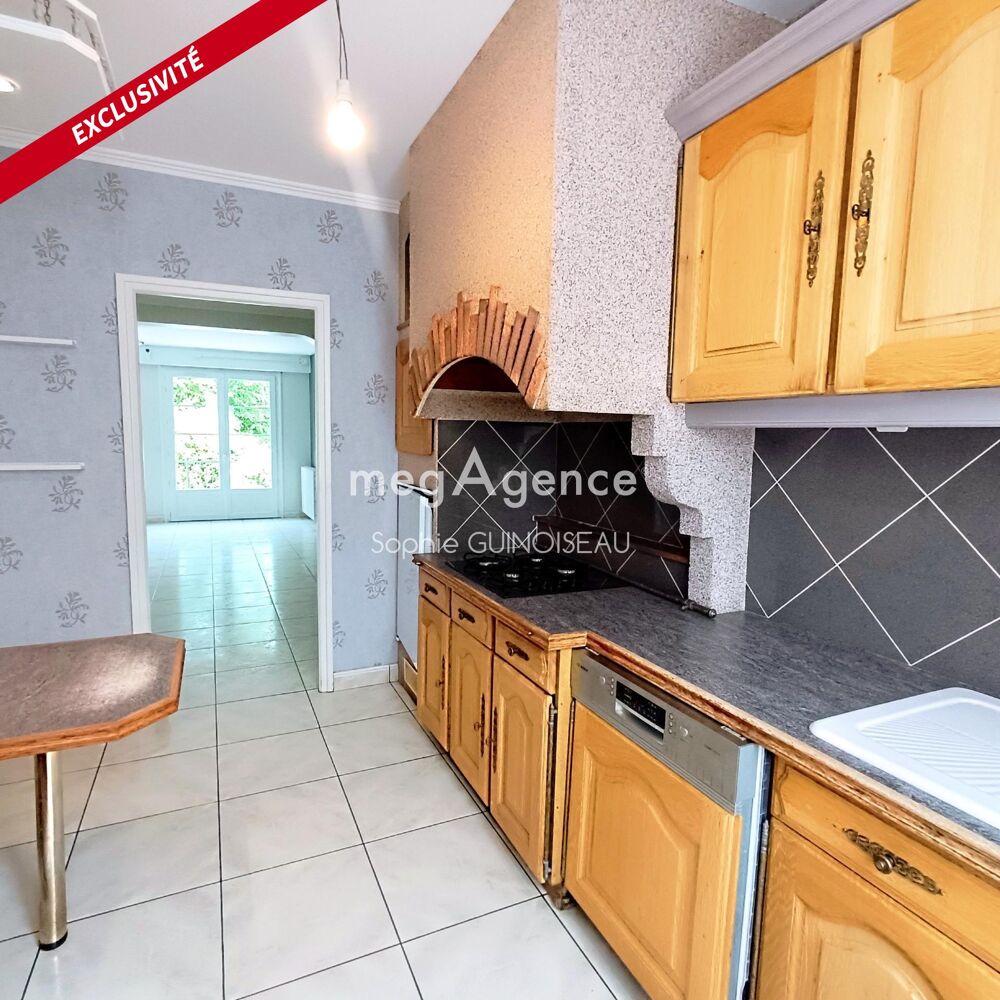 Vente Maison Cholet - Maison 3 chambres - Jardin - Garage. Cholet
