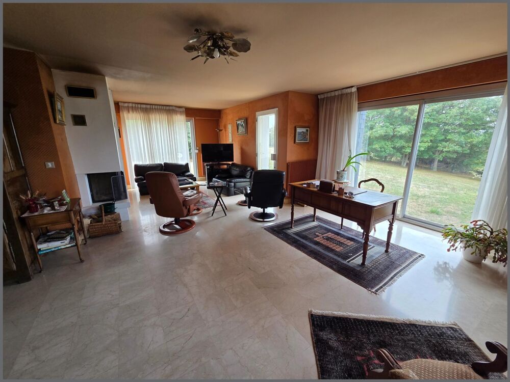 Vente Maison MAISON 7 pièces,  5 chambres La roche-derrien