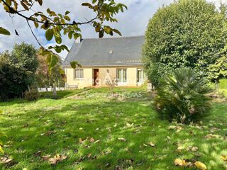 Vente Maison Maison traditionnelle en campagne avec un hangar de 550 m2 Saint-sauveur-des-landes