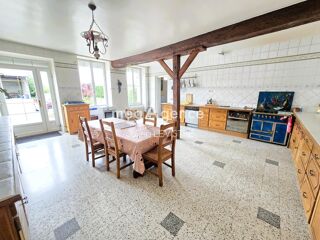  Maison � vendre 9 pi�ces 266 m�