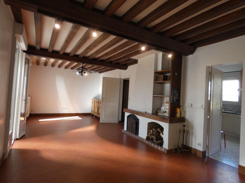Ecouves-Radon,propriété au calme près centre bourg
