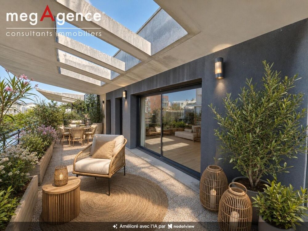 CAEN MÉMORIAL  DUPLEX DERNIER ÉTAGE  127 M²  TERRASSE EXCEPTIONNELLE DE 50 M²