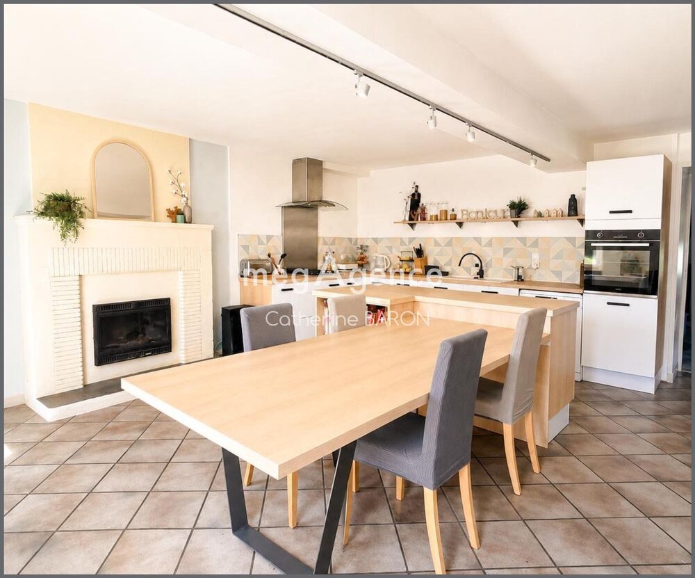 Vente Maison Longère - 5 chambres - Jardin 3600m2 Saint-fort-sur-le-ne