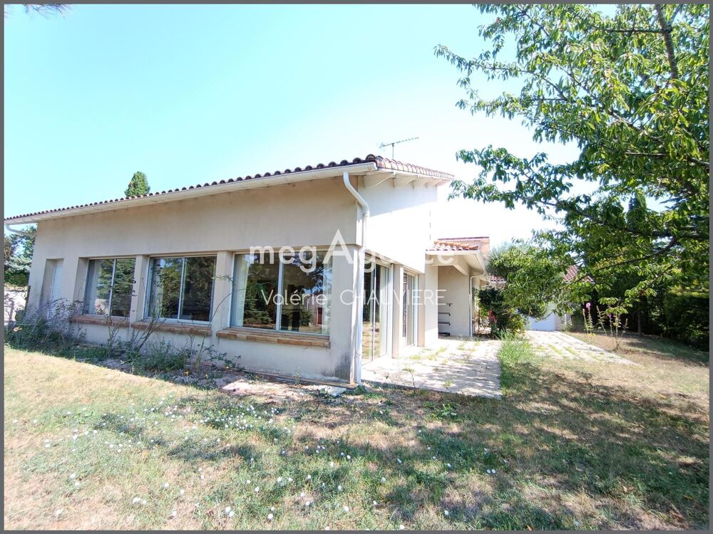 Belle propriété face à l'Estuaire de la Gironde