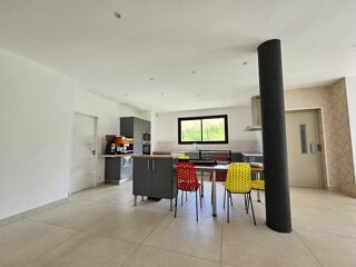  Maison � vendre 6 pi�ces 202 m�