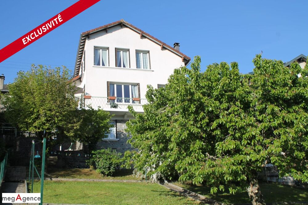 Maison en position dominante 5 chambres - 3 garages