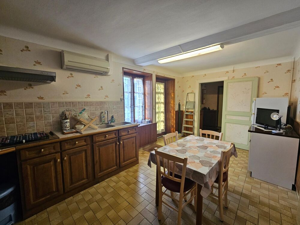 Plain pied, deux chambres avec jardin et garage