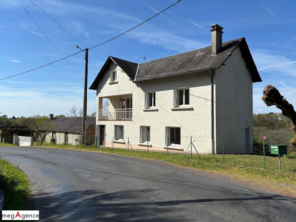 Entre Brive et Tule - Maison avec dépendances en pierre, mare et puits