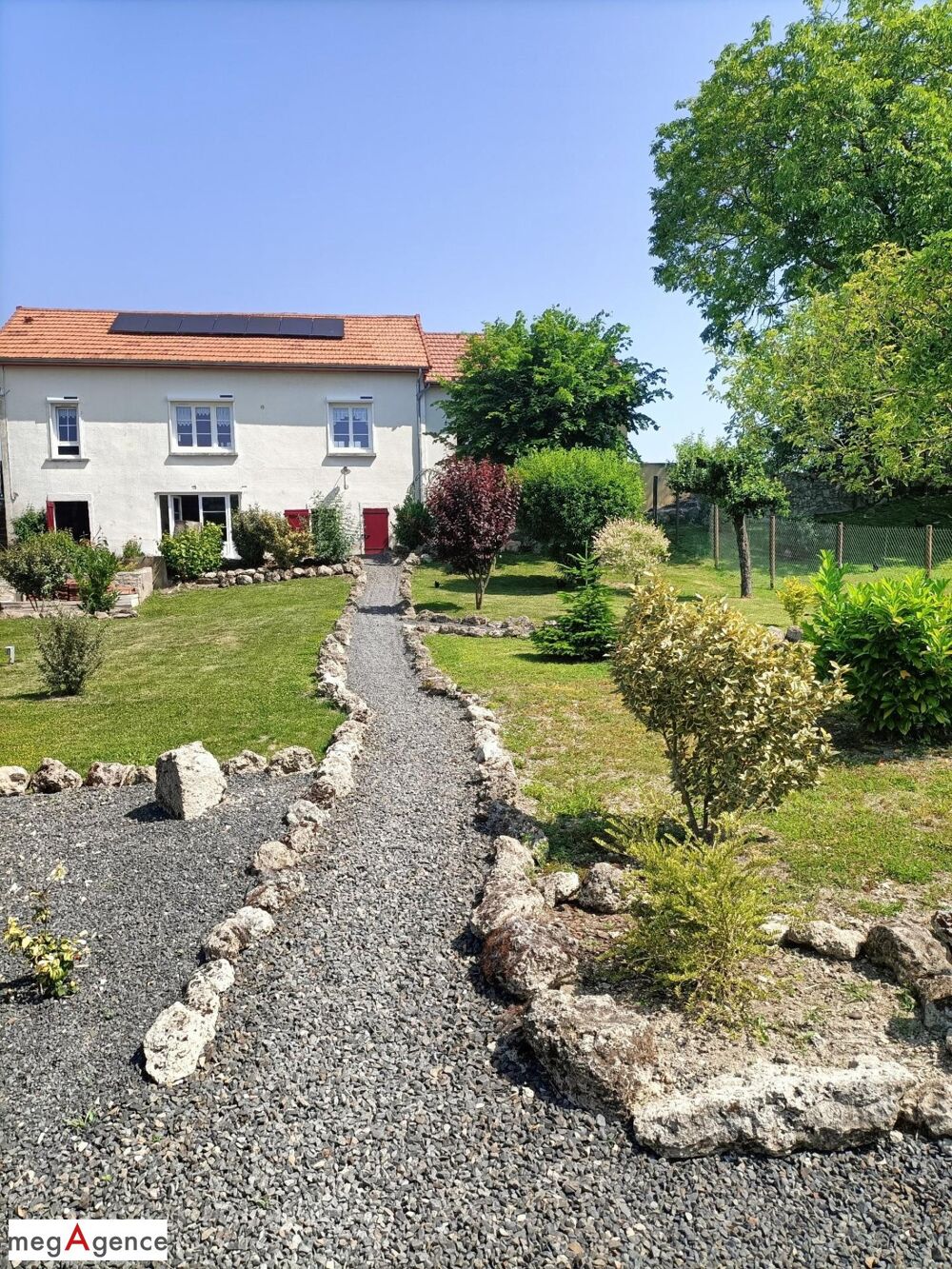 Maison 5 pièces 130 m² · à Sorbier · 130 m² · 180 000 €