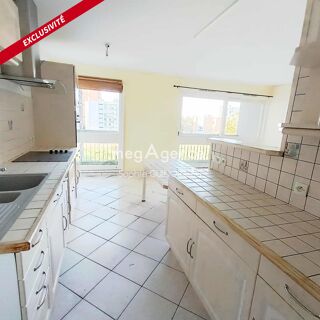  Appartement  vendre 4 pices 81 m
