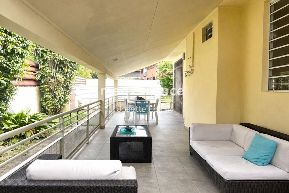 Villa 4 pièces 82 m² Montabo Cayenne