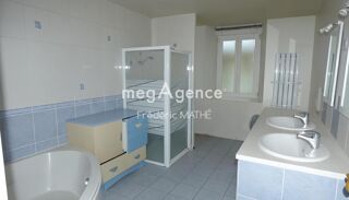 Maison � vendre 6 pi�ces 210 m�