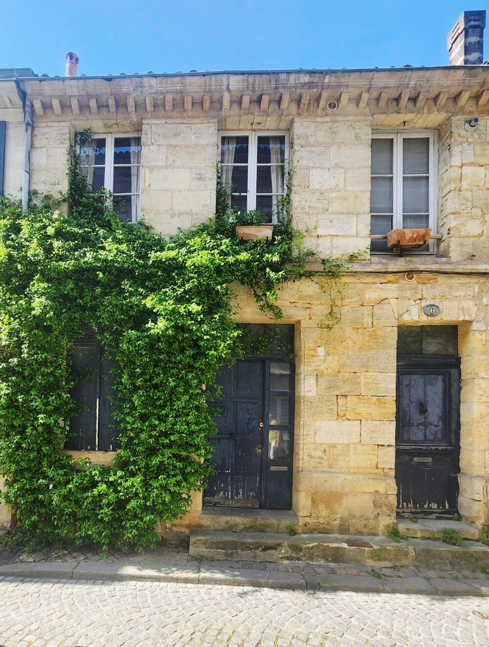Maison en pierre de caractère au coeur des Chartrons