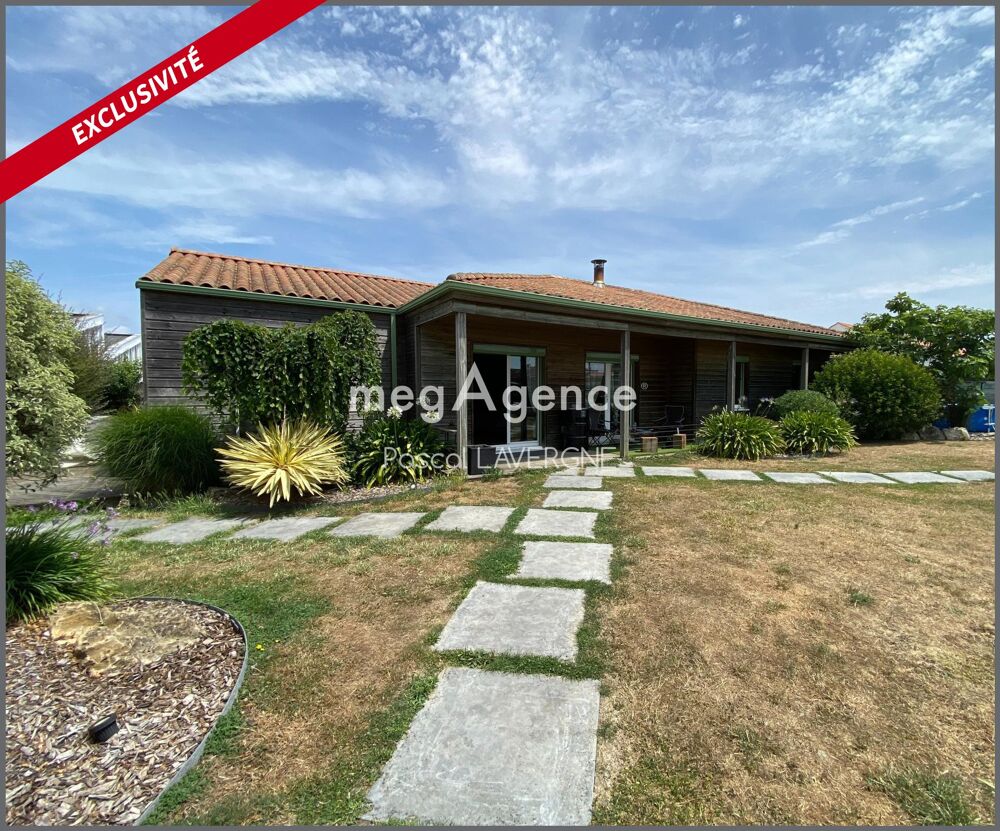 Vente Maison Exclusivité megAgence - Maison de plain-pied de 2002 - proximité immédiate du centre-ville de Challans. Challans