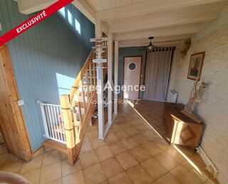  Maison � vendre 8 pi�ces 241 m�