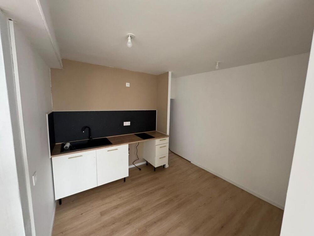 Vente Immeuble immeuble investisseur avec 2 logements renover Conlie