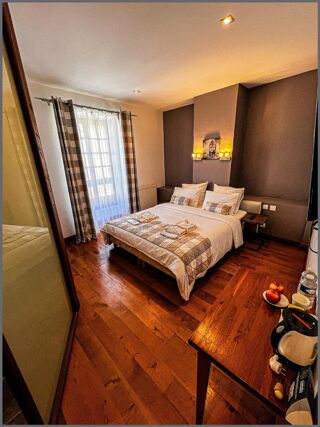  Maison � vendre 9 pi�ces 394 m�