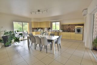  Maison � vendre 7 pi�ces 230 m�