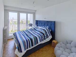 Vente Appartement COLOMBIER, RENOVATION DE QUALITÉ DERNIER ETAGE AVEC ASCENSEUR. Rennes