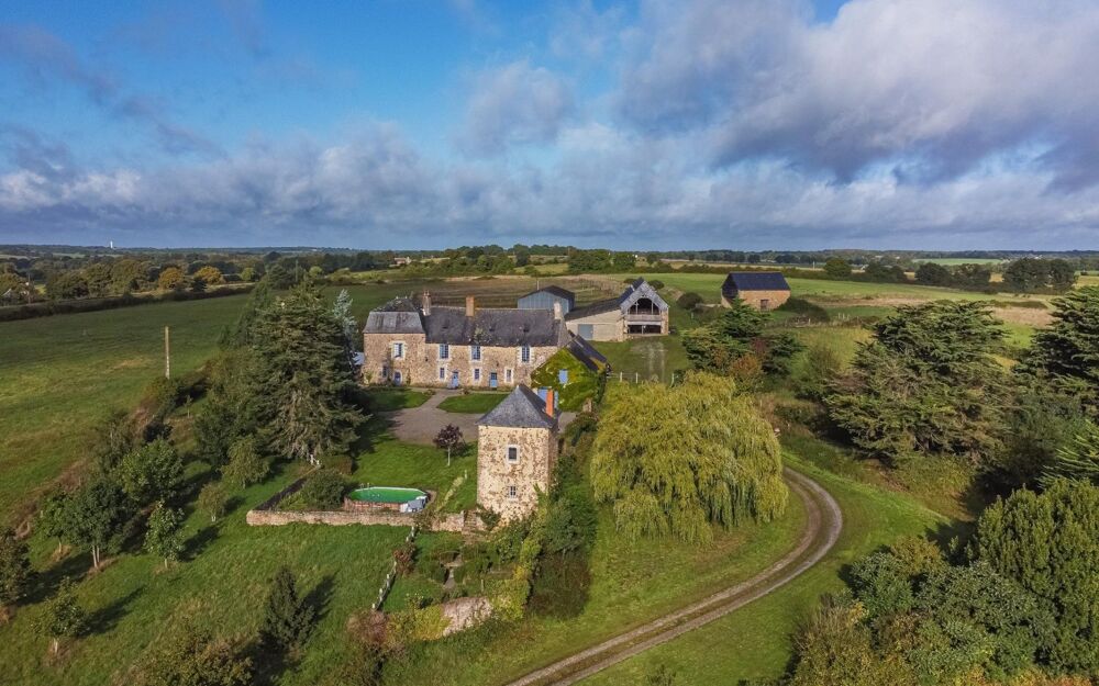 Manoir du XIIIe siècle et XVIe siècle de 295 m², son parc et ses dépendances