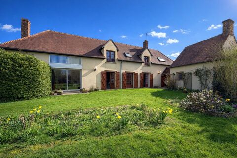   ANCIENNE GRANGE - 4 CHAMBRES - DEPENDANCES + 1 HECTARE Maison - 7 pi�ce(s) - 145 m�