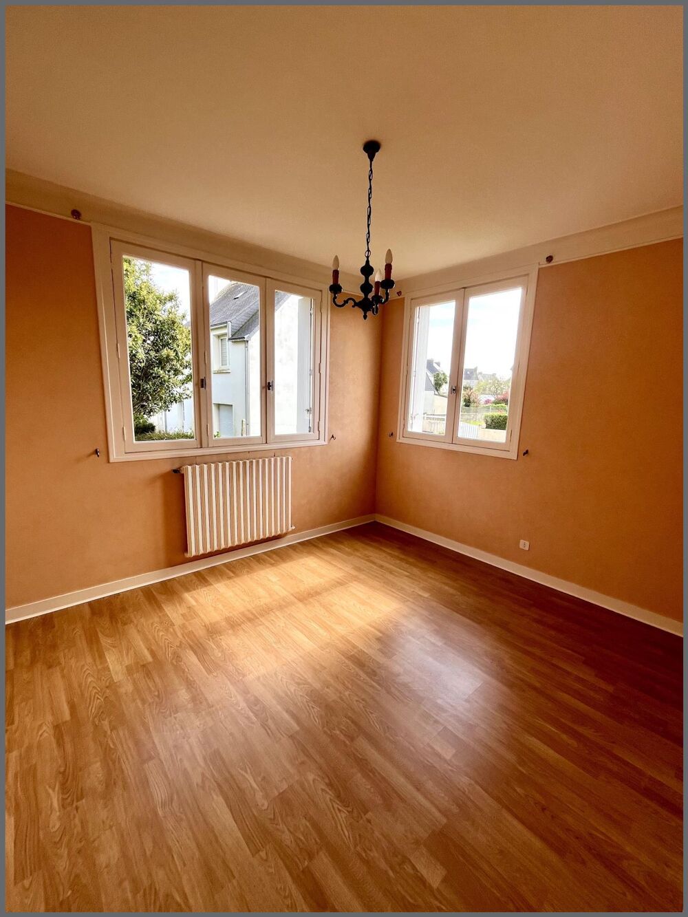MAISON FAMILIALE